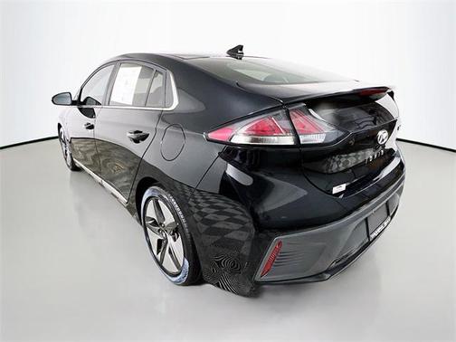 2020 Hyundai IONIQ Hybrid SEL