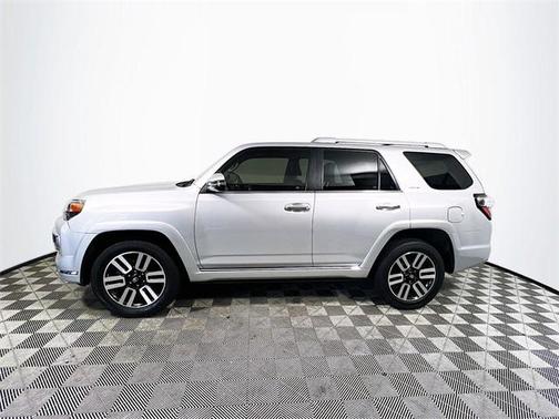 Classic Silver Metallic 2018 Toyota 4Runner Limited