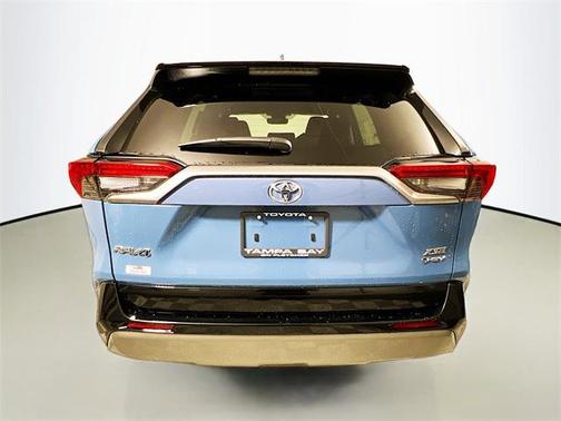 2025 Toyota RAV4 Hybrid SE