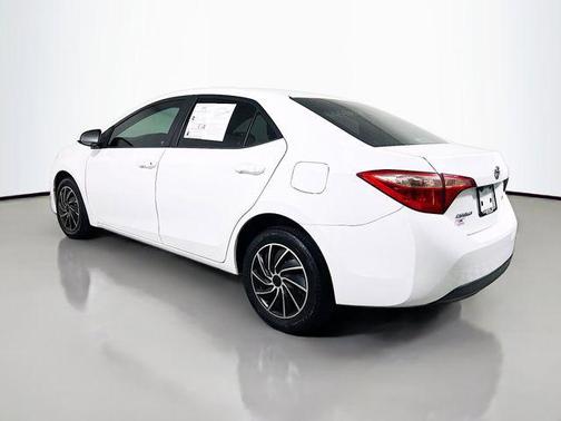 Super White 2017 Toyota Corolla LE