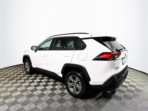 2024 Toyota RAV4 Hybrid LE