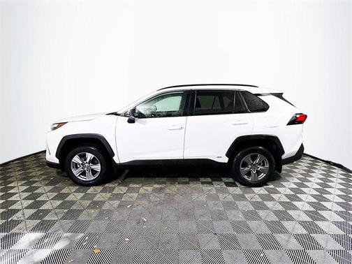 2024 Toyota RAV4 Hybrid LE