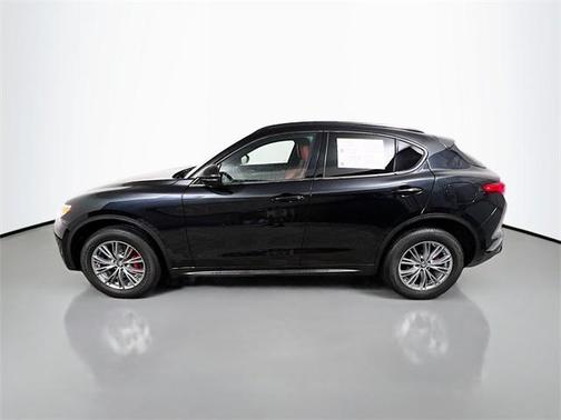 2023 Alfa Romeo Stelvio Sprint RWD