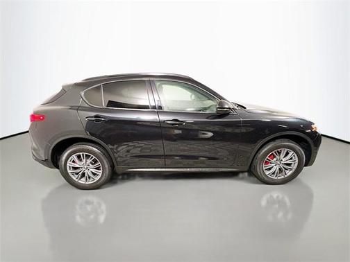 2023 Alfa Romeo Stelvio Sprint RWD