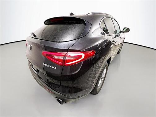 2023 Alfa Romeo Stelvio Sprint RWD
