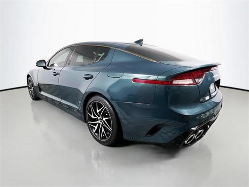 2022 Kia Stinger GT-Line