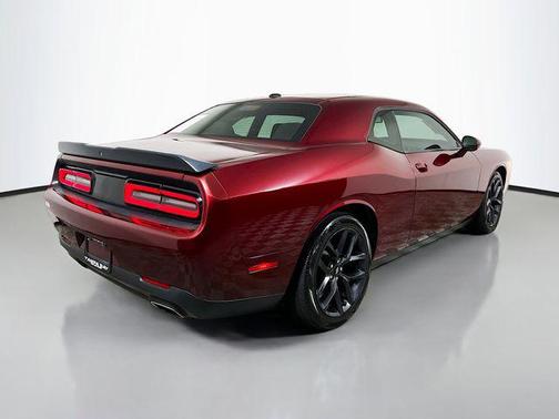 Octane Red Pearlcoat 2019 Dodge Challenger SXT