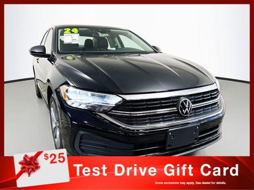 Deep Black Pearl 2024 Volkswagen Jetta 1.5T SE