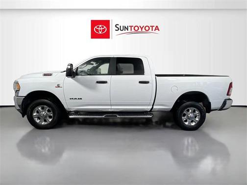 2023 RAM 2500 Big Horn Crew Cab 4x4 6'4' Box