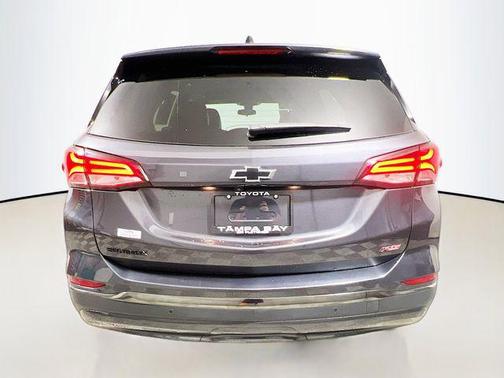 Iron Gray Metallic 2023 Chevrolet Equinox FWD RS