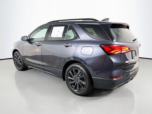 Iron Gray Metallic 2023 Chevrolet Equinox FWD RS
