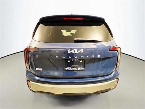 2023 Kia Telluride SX