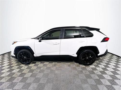 2023 Toyota RAV4 Hybrid SE