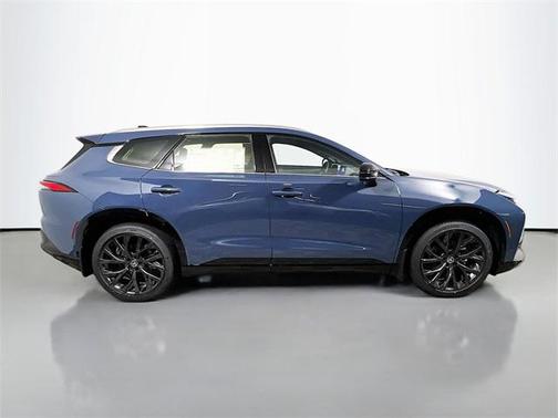 2025 Toyota Crown Signia Limited