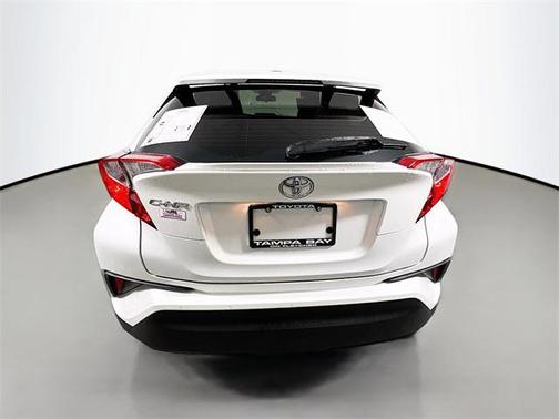 2021 Toyota C-HR LE