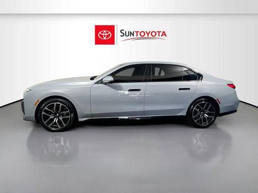 Gray Metallic 2024 BMW 740 740i