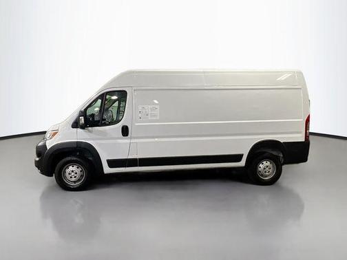 Bright White Clearcoat 2023 RAM ProMaster 2500 High Roof