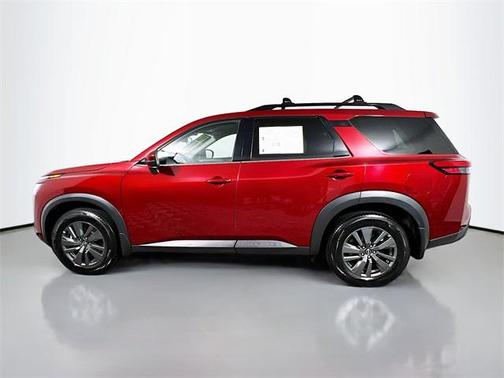 2024 Nissan Pathfinder SV FWD