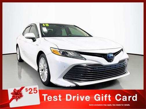 2018 Toyota Camry Hybrid XLE