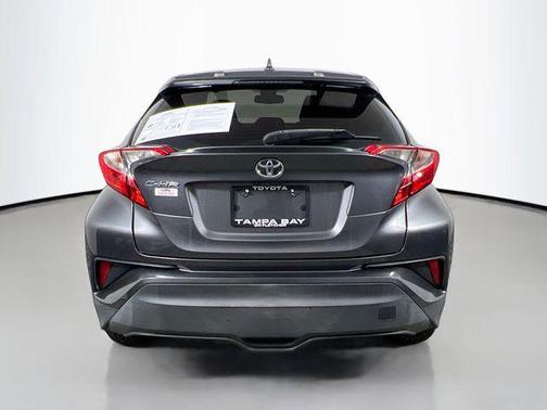 Magnetic Gray Metallic 2018 Toyota C-HR XLE