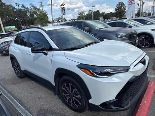 2025 Toyota Corolla Hybrid SE