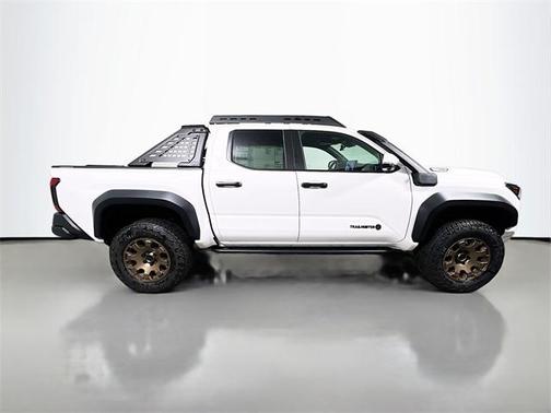 2025 Toyota Tacoma Hybrid Trailhunter