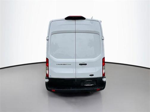 2022 Ford Transit-250 Base