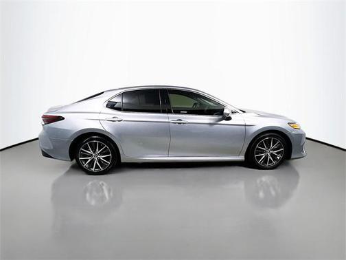 2024 Toyota Camry XLE