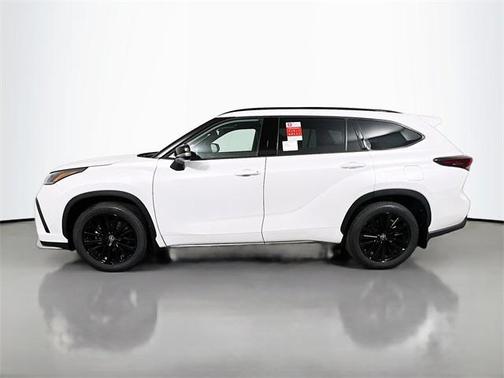 2026 Toyota Highlander XSE