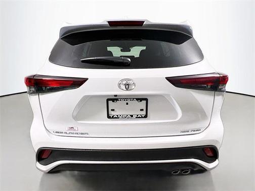 2026 Toyota Highlander XSE