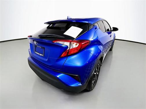 2020 Toyota C-HR XLE