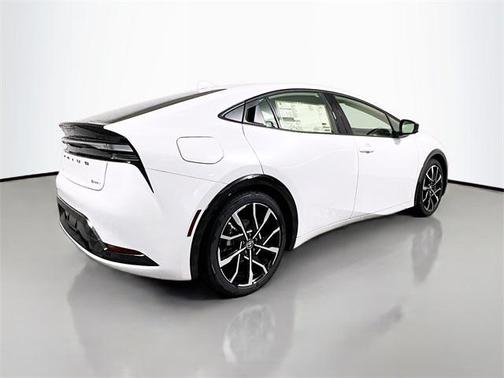 2025 Toyota Prius Plug-In Hybrid
