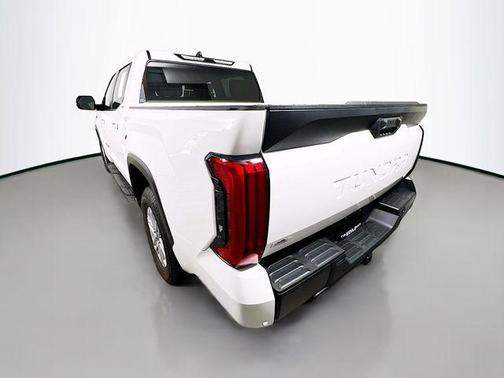 Ice 2026 Toyota Tundra SR5