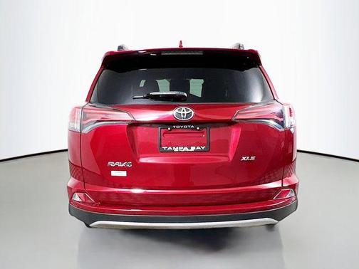Ruby Flare Pearl 2018 Toyota RAV4 XLE