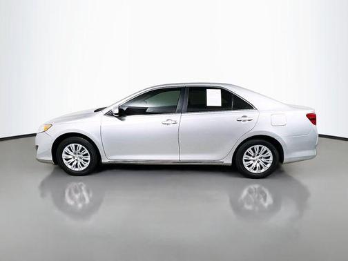 Classic Silver Metallic 2013 Toyota Camry LE