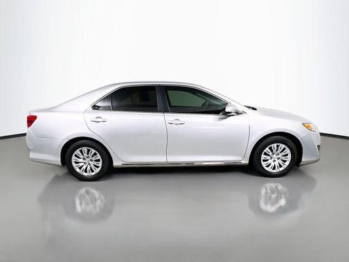 Classic Silver Metallic 2013 Toyota Camry LE