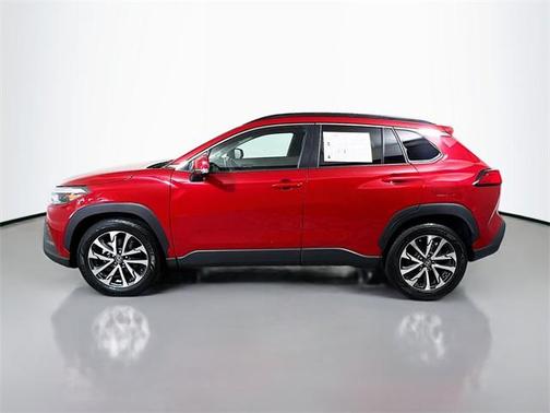 2023 Toyota Corolla Cross XLE