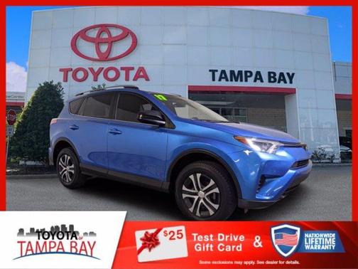 2017 Toyota RAV4 LE