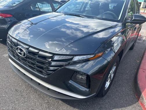 2024 Hyundai TUCSON SE