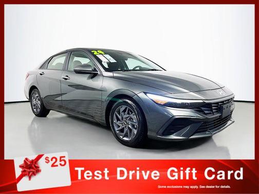 2024 Hyundai ELANTRA SEL