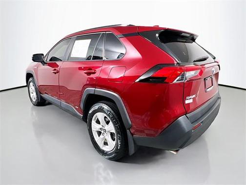 2019 Toyota RAV4 Hybrid XLE