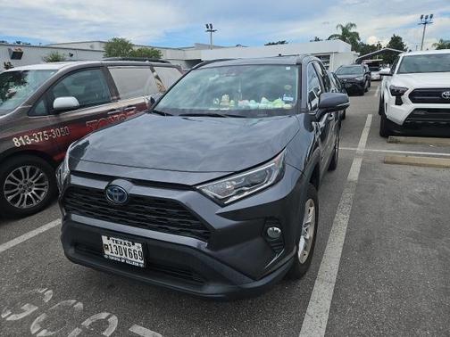 2021 Toyota RAV4 Hybrid XLE