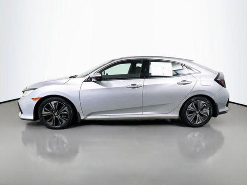 Q 2017 Honda Civic EX