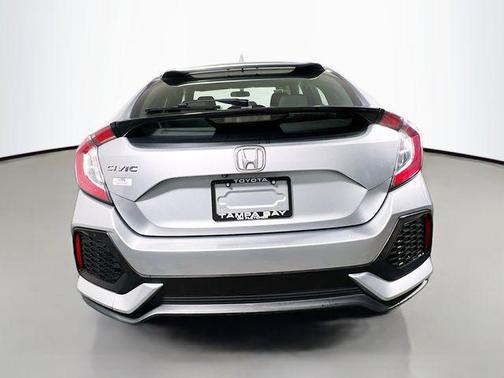 Q 2017 Honda Civic EX