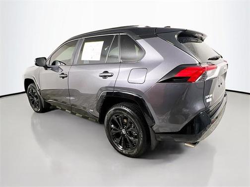 2024 Toyota RAV4 Hybrid SE
