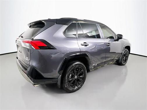 2024 Toyota RAV4 Hybrid SE