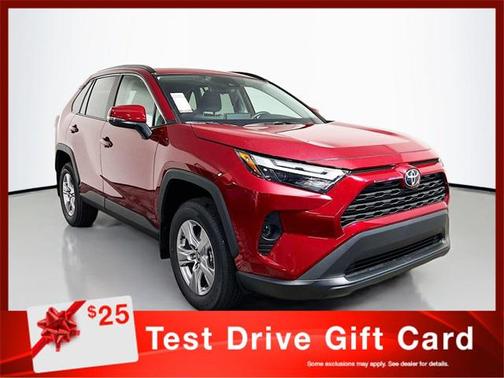 2025 Toyota RAV4 XLE