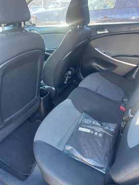 2012 Hyundai Accent GS