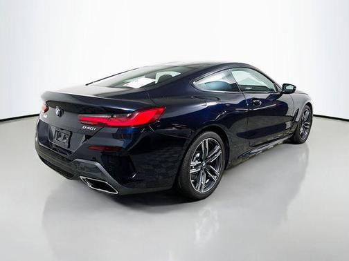 2024 BMW 840 i