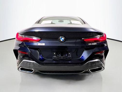2024 BMW 840 i